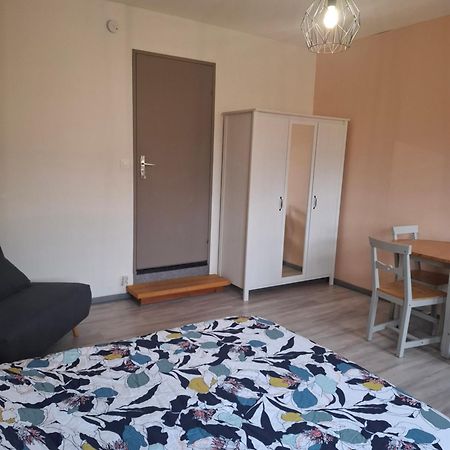 gîte l'œuf ou la poule, parking privé Ribeauvillé Extérieur photo