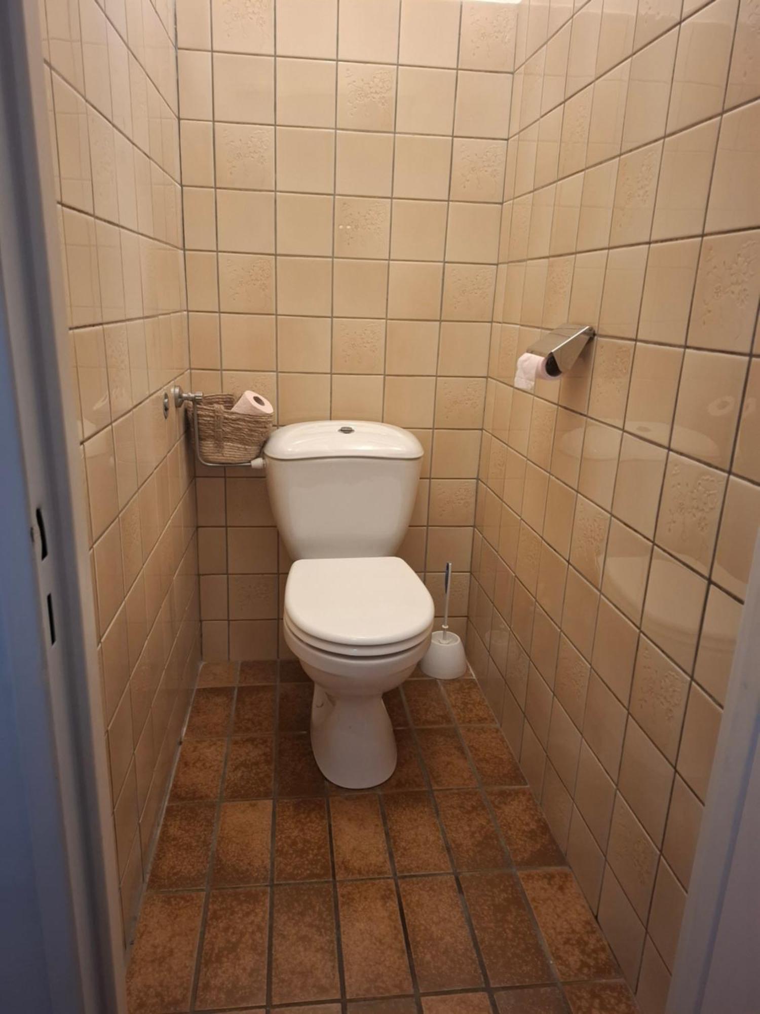 gîte l'œuf ou la poule, parking privé Ribeauvillé Extérieur photo