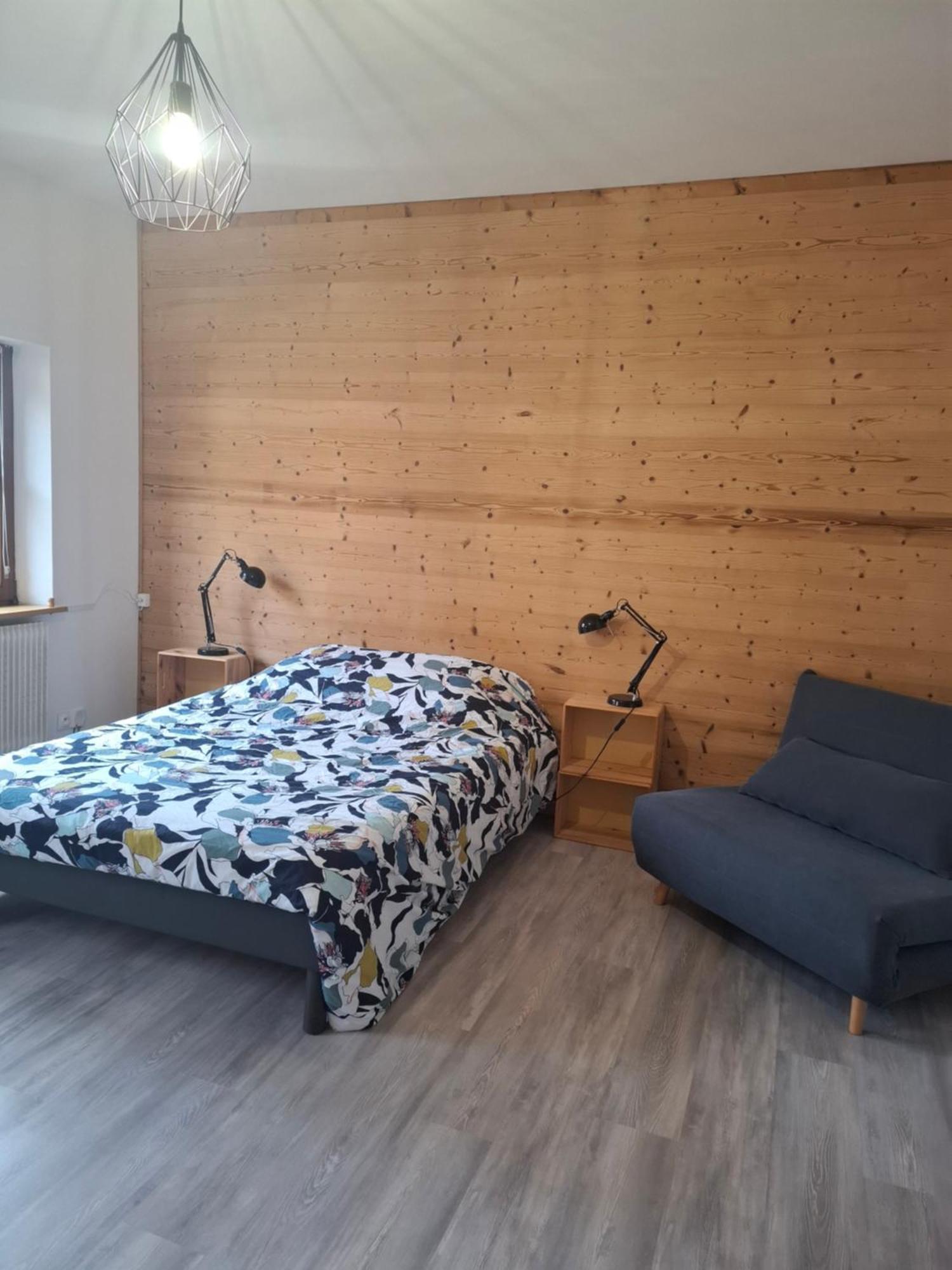 gîte l'œuf ou la poule, parking privé Ribeauvillé Extérieur photo