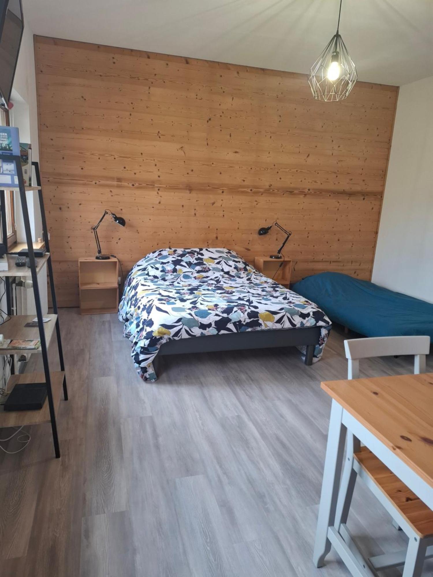 gîte l'œuf ou la poule, parking privé Ribeauvillé Extérieur photo
